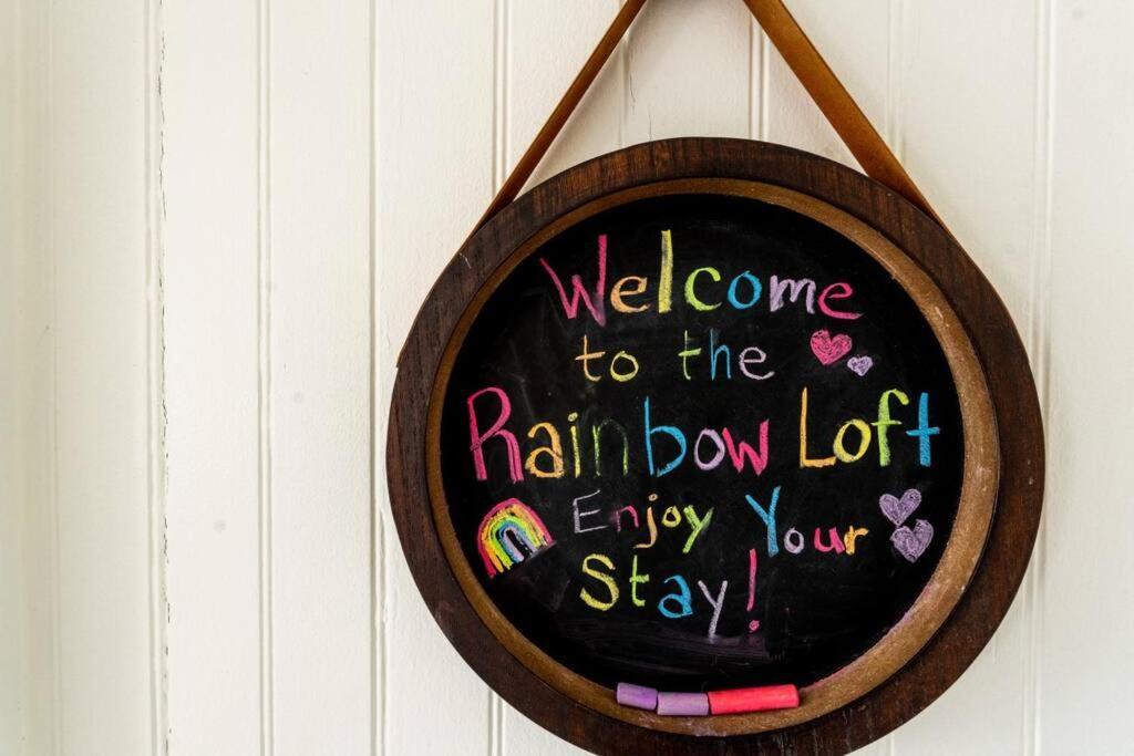 Somewhere Over The Rainbow Loft With Ac Hilo Exterior foto